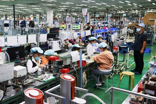 Đối tác Apple dời nhà máy, công nhân Trung Quốc mất việc