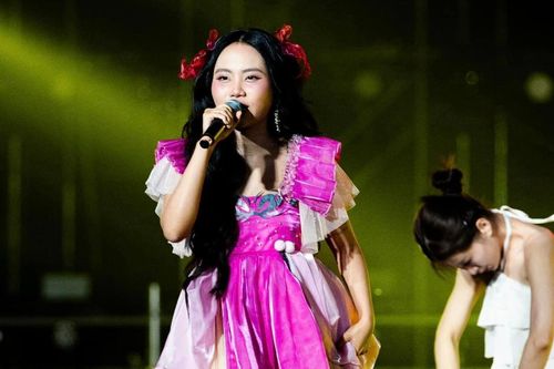 Phương Mỹ Chi hát không nhạc bản dân ca nổi tiếng, có gây thất vọng?