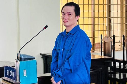 Lãnh án vì cướp giật tài sản