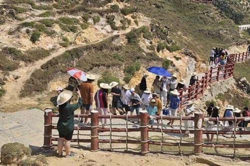 Bình Định: Thu hút lượng lớn du khách đến tham quan, nghỉ dưỡng dịp lễ