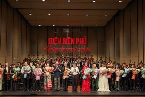 Bản hùng ca vang mãi