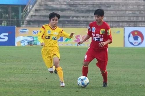 TP.HCM 1 khởi đầu suôn sẻ tại giải bóng đá nữ