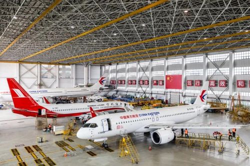 Máy bay chở khách C919 của Trung Quốc vượt qua các bài kiểm tra an toàn