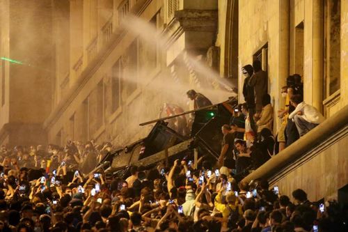 Hàng chục nghìn người Gruzia tiến hành biểu tình lớn nhất từ trước tới nay