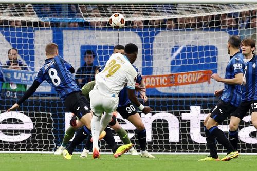 Leverkusen thắng 2-0 trên sân của Roma trong ngày Marseille hòa Atalanta, 2 trận chung kịch bản siêu phẩm sút xa