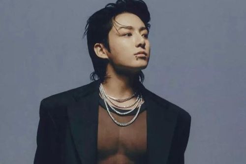 Jungkook BTS được chọn là người châu Á có sức ảnh hưởng bậc nhất