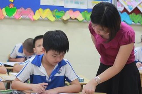 Tính phụ cấp thâm niên nhà giáo theo thời gian đóng BHXH?