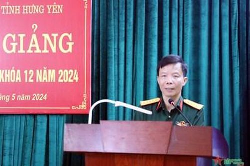 Bộ CHQS tỉnh Hưng Yên khai giảng lớp đào tạo sĩ quan dự bị khóa 12