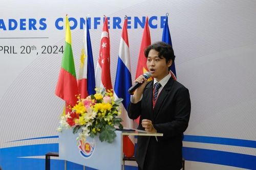 Gặp Á quân cuộc thi 'English Camp 2024'