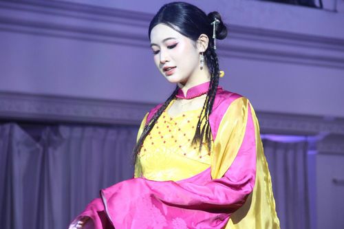Mãn nhãn Show thời trang tốt nghiệp của sinh viên Trường ĐH Mở Hà Nội