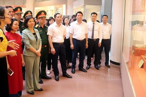 Bắc Ninh: Khai mạc trưng bày 'Chiến thắng Điện Biên Phủ - Sức mạnh Việt Nam, tầm vóc và thời đại'
