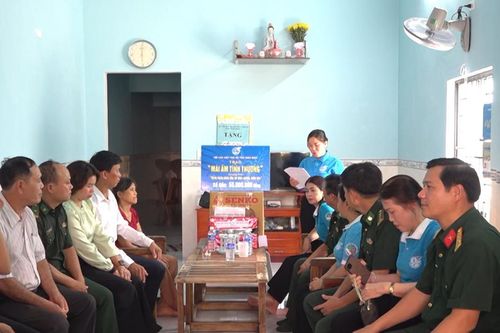 Bình Định: Tiếp tục bàn giao 2 căn nhà thuộc chương trình 'Đồng hành cùng phụ nữ biên cương, biển đảo'