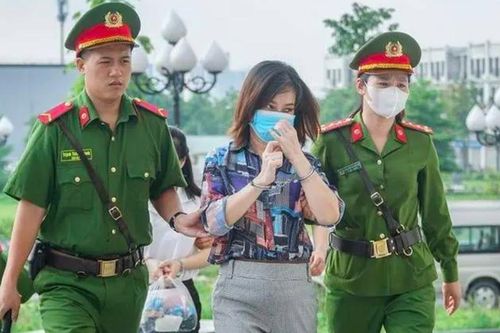 Đang thụ án vụ 'Chuyến bay giải cứu', nữ giám đốc tiếp tục bị truy tố trong vụ án mới