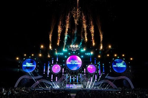 Mỹ Linh, Đen, MONO hội tụ trên sân khấu Charm Fantasea 2024
