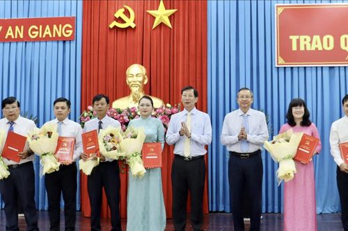 An Giang điều động, bổ nhiệm nhiều cán bộ chủ chốt