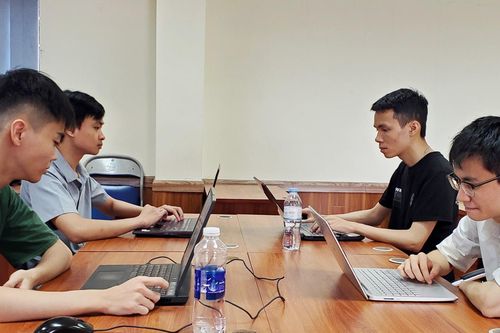 Sinh viên Việt Nam dẫn đầu vòng sơ khảo cuộc thi an toàn thông tin quốc tế