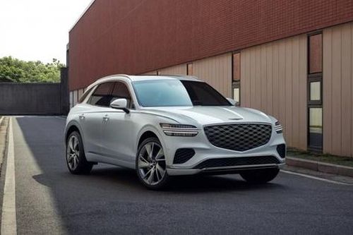 Genesis GV70 2025 lộ thiết kế trước khi ra mắt