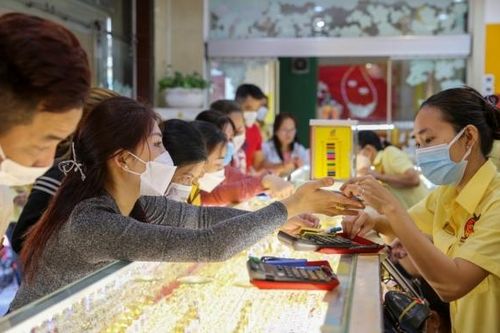 Thanh tra, kiểm tra các cửa hàng, đại lý phân phối và mua bán vàng miếng