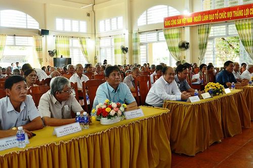 TX. Tân Châu họp mặt cán bộ tham gia kháng chiến