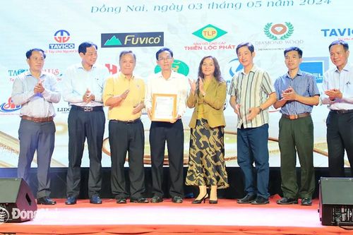 Phấn đấu xuất khẩu gỗ đạt 1,5 tỷ USD trong năm 2024