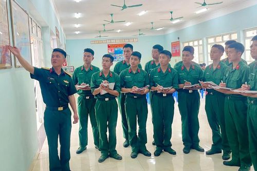 Đảng ủy Quân sự tỉnh đổi mới công tác giáo dục chính trị