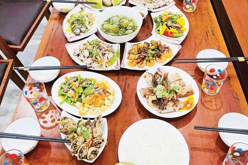 Lưu truyền văn hóa ẩm thực qua bữa cơm gia đình người Huế