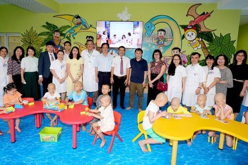 Bệnh nhi xạ trị có khu vui chơi, học tập, thư giãn riêng