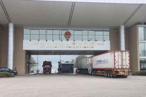 Dịp nghỉ lễ hoạt động xuất nhập khẩu diễn ra khá nhộn nhịp