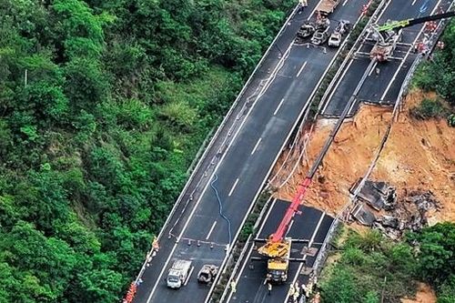 Thủ tướng Chính phủ gửi điện chia buồn vụ sạt đường cao tốc ở Trung Quốc