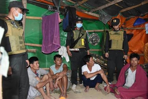 Công an Bình Thuận thông tin về vụ 13 đối tượng khai thác lậu hơn 90 lượng vàng