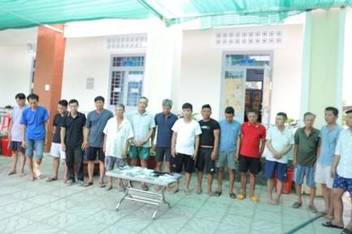 Triệt xóa tụ điểm cờ bạc trực tuyến từ Campuchia về để con bạc cá cược