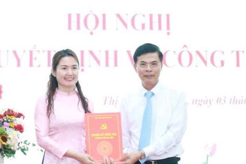 Huyện Quốc Oai bổ nhiệm, luân chuyển 5 vị trí lãnh đạo