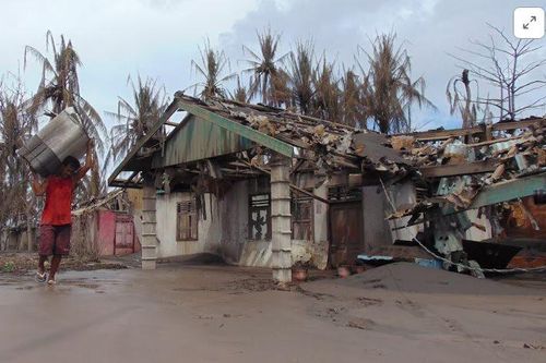 Indonesia di dời vĩnh viễn gần 10.000 người sau khi núi lửa Ruang phun trào
