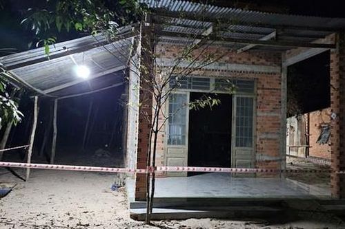 Bé gái 9 tháng tuổi tử vong bất thường, cha ruột bị bắt để điều tra