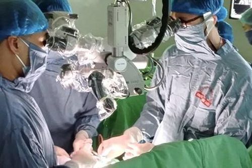 Chấn thương cột sống cổ, thanh niên thoát khỏi liệt tứ chi bằng cuộc phẫu thuật 2 giờ