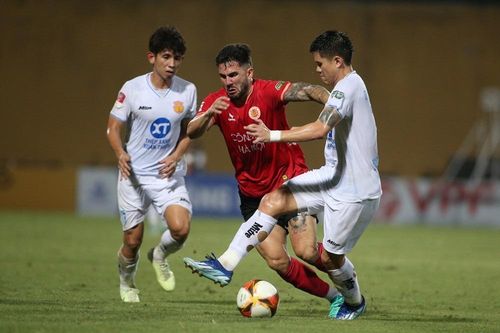Công an Hà Nội FC thua ngược Nam Định ở trận đấu tâm điểm vòng 16 V-League