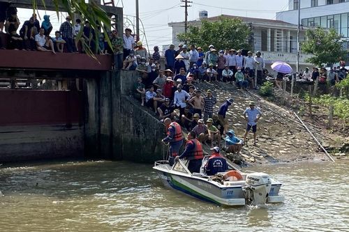 Nam Định: Gặp nạn khi đánh bắt cá trên sông, hai vợ chồng tử vong