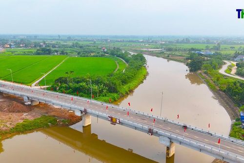 Thông xe kỹ thuật cầu Lô Đông nối Hải Phòng và Thái Bình