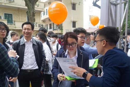 Có nên chọn nghề chỉ vì 'hot'?