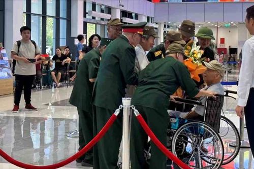 Lượng khách qua Cảng hàng không Điện Biên tăng gấp 5 lần