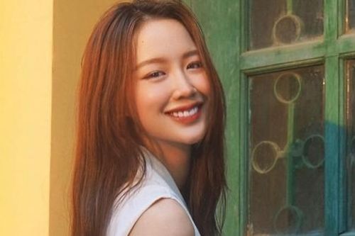 Hoa hậu Bảo Ngọc gợi cảm 'đốt mắt' người đối diện