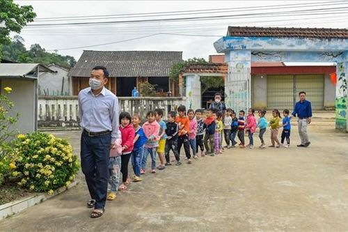 Vì sao cần khuyến khích giáo viên nam trong giáo dục mầm non?