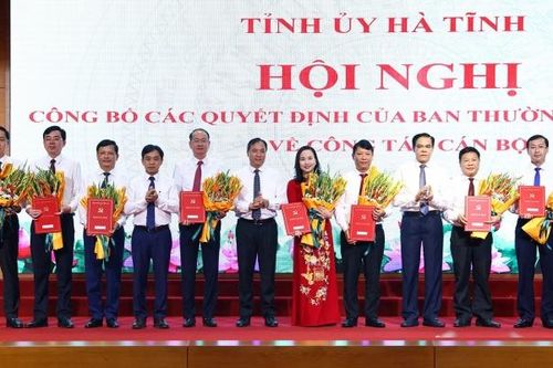 Hà Tĩnh điều động, luân chuyển, bổ nhiệm 24 vị trí cán bộ chủ chốt