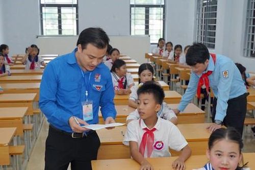 100 thí sinh tranh tài 'Phụ trách sao giỏi' tỉnh Nghệ An