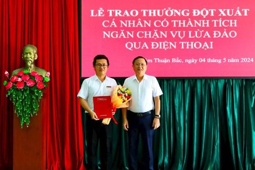 Cán bộ ngân hàng kịp ngăn người phụ nữ chuyển 3,2 tỷ đồng cho kẻ lừa đảo