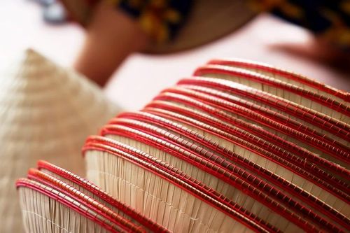 Nón lá Phú Châu - 'hồn cốt' của một ngôi làng ngoại thành Hà Nội