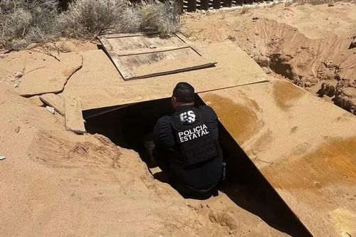 Mexico phát hiện đường hầm vận chuyển ma túy dưới bức tường biên giới với Mỹ
