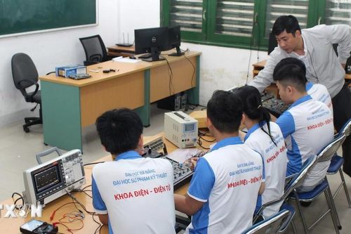 Xây dựng tháp nhân lực bán dẫn Việt Nam trong chuỗi cung ứng toàn cầu