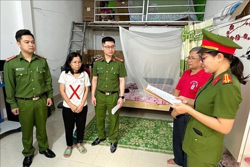 Bắt giữ kịp thời các đối tượng lừa đảo, buôn bán hàng cấm
