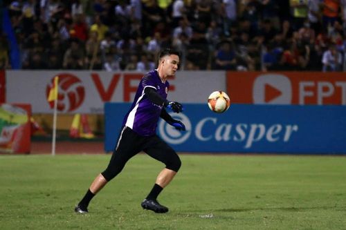 Nguyễn Filip mắc sai lầm, thầy trò Kiatisuk thua đau trên sân nhà